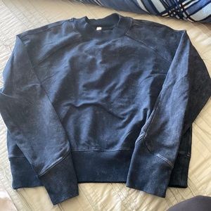 Lululemon sweatshirt